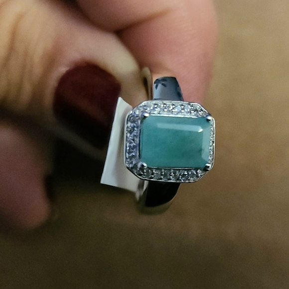 Art Deco Green and Silver Ring with Geometric Design